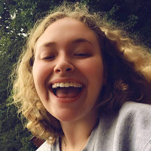 Meet your Posher, Gabrielle